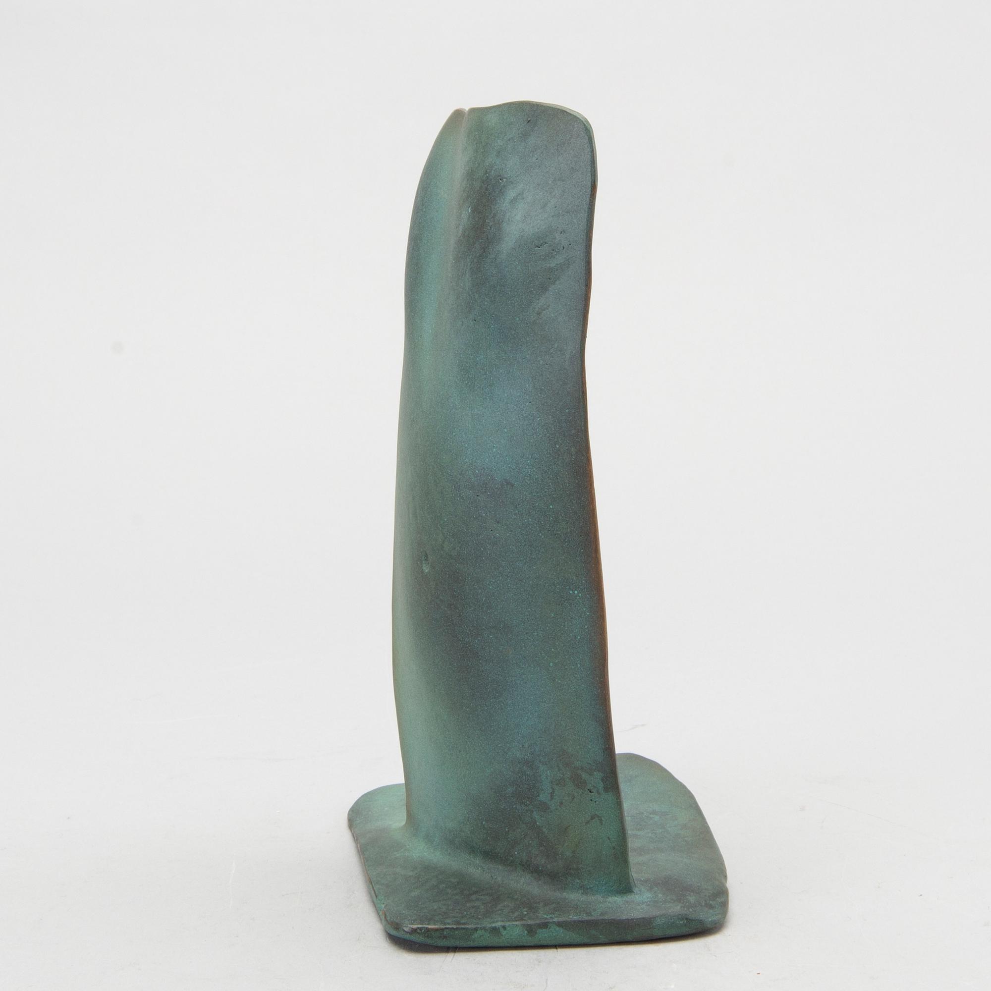 BARBRO BÄCKSTRÖM, Skulptur, patinerad brons. signerad daterad och numrerad BB/HB 1984 4/8.