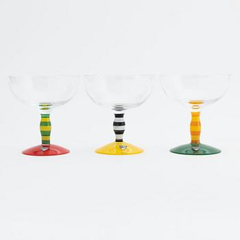 Anne Nilsson, efterrättsskålar, 7 st, glas, "Polka", Orrefors.