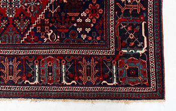 Carpet, Josaghan antique, approx. 330 x 217 cm.