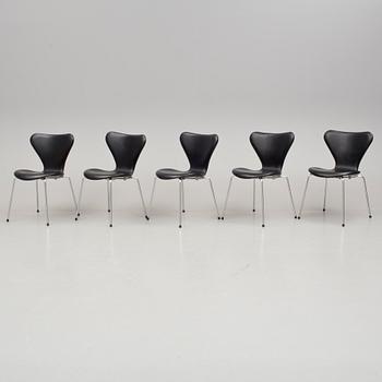 ARNE JACOBSEN, stolar, 5 stycken, "Sjuan", Fritz Hansen, 1900/2000-tal.