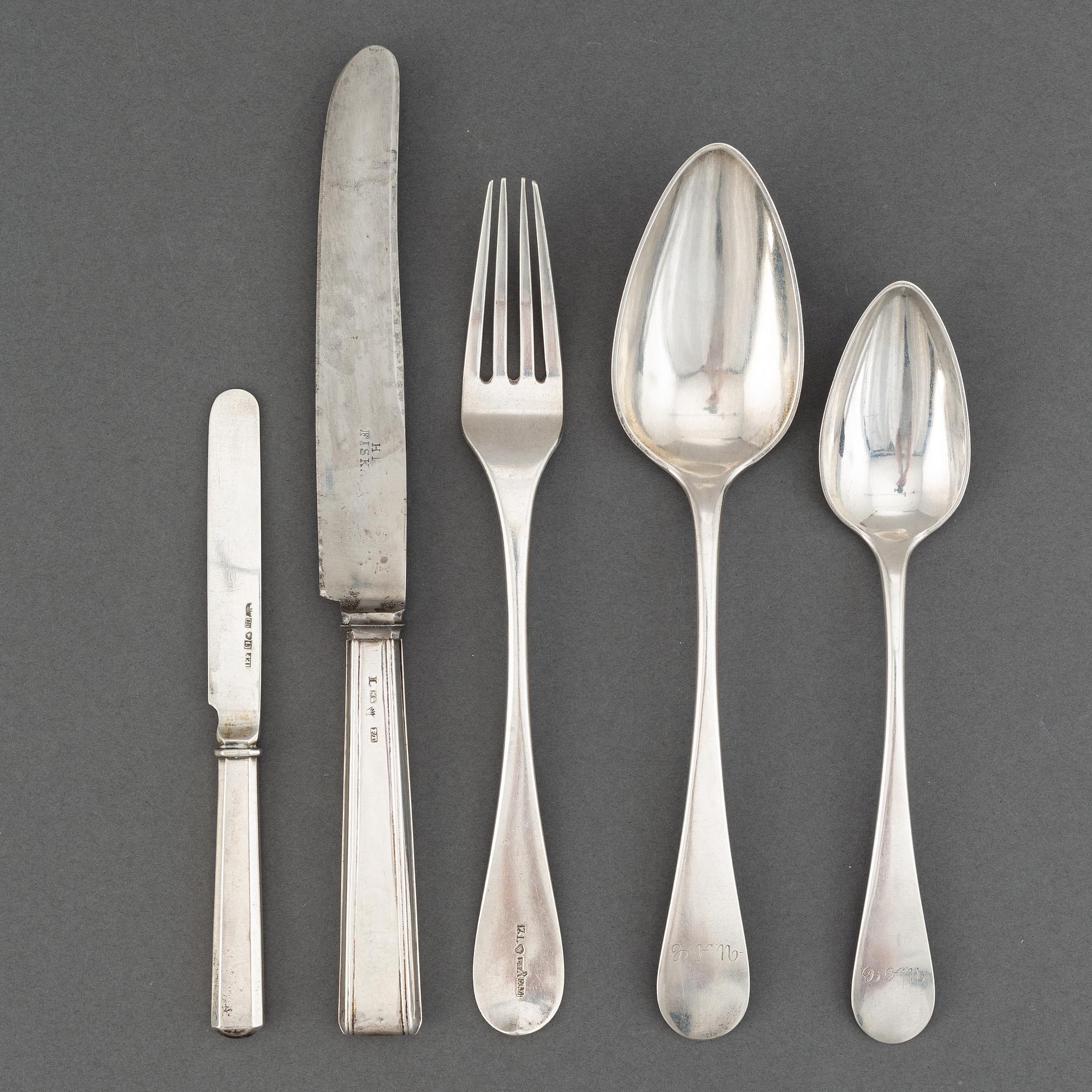 A Finnish silver cutery travel set, 19th century.