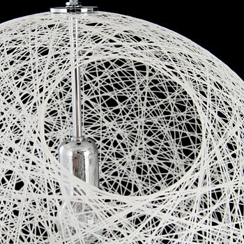 BERTJAN POT, kattovalaisin, "Random Light Medium", Moooi. Suunniteltu 2001.