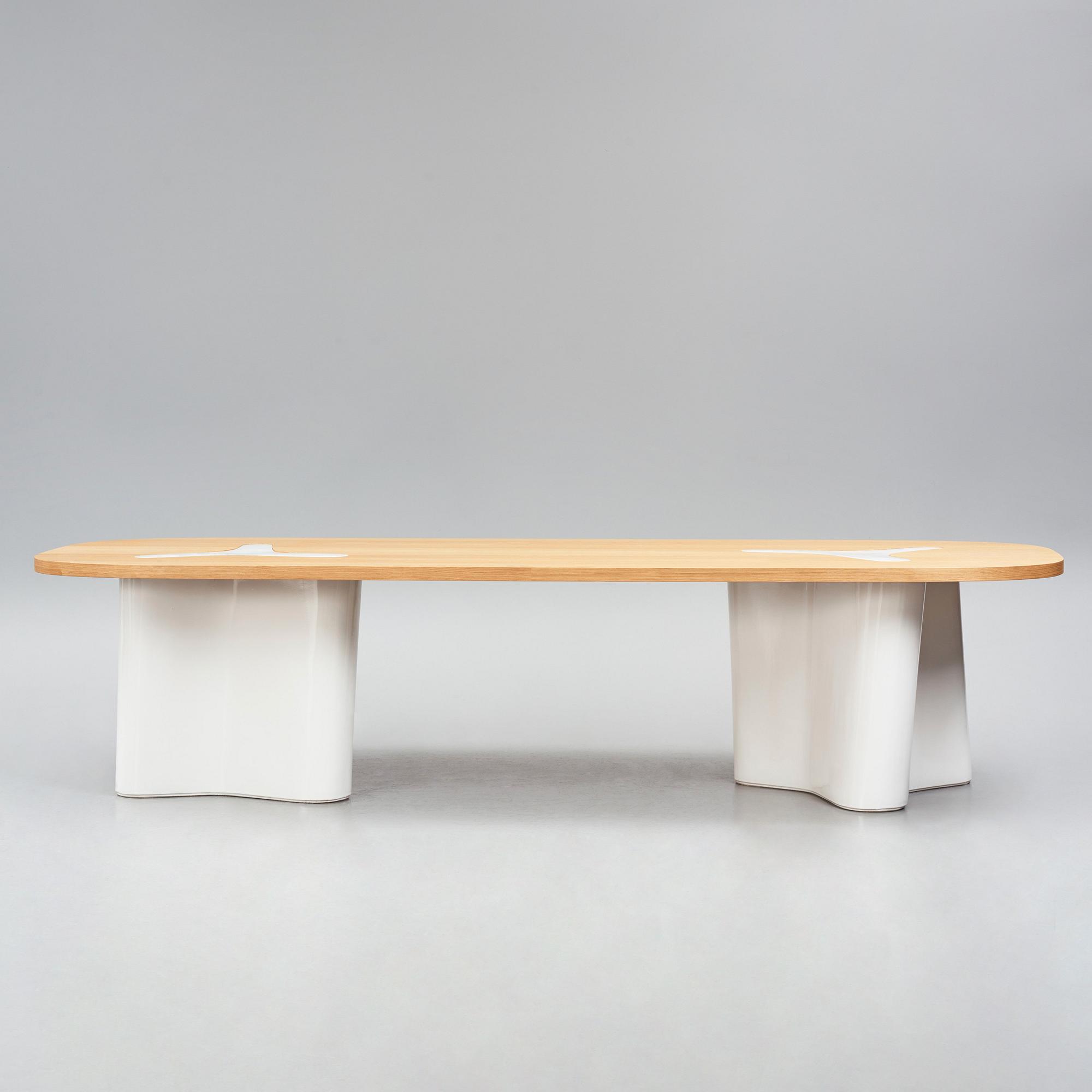 India Mahdavi, matbord, "Double Diagonale", formgivet inför ett projekt tillsammans med Firma Svenskt Tenn år 2022.