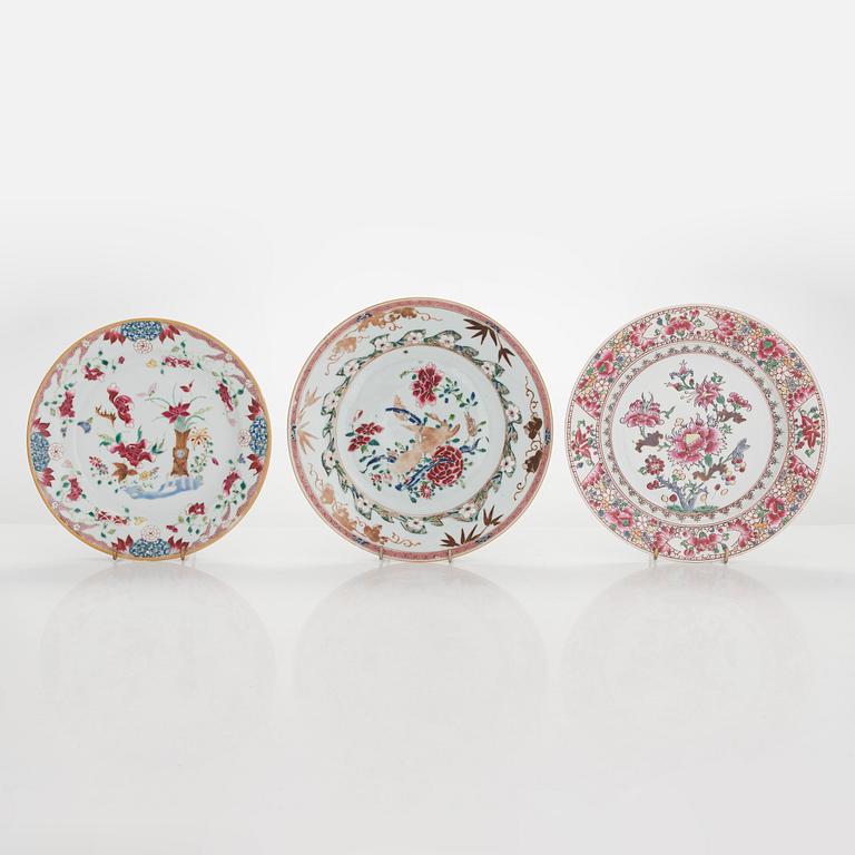 Nine Chinese porcelain dishes, Qing dynasty,  18th century and early 19th century.