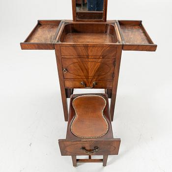 Dressing table, English style, Georg Kofoed Möbelfabrik, Denmark.
