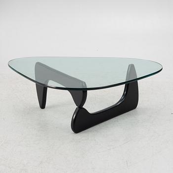 Isamu Noguchi, a 'Noguchi' coffee table, Vitra.