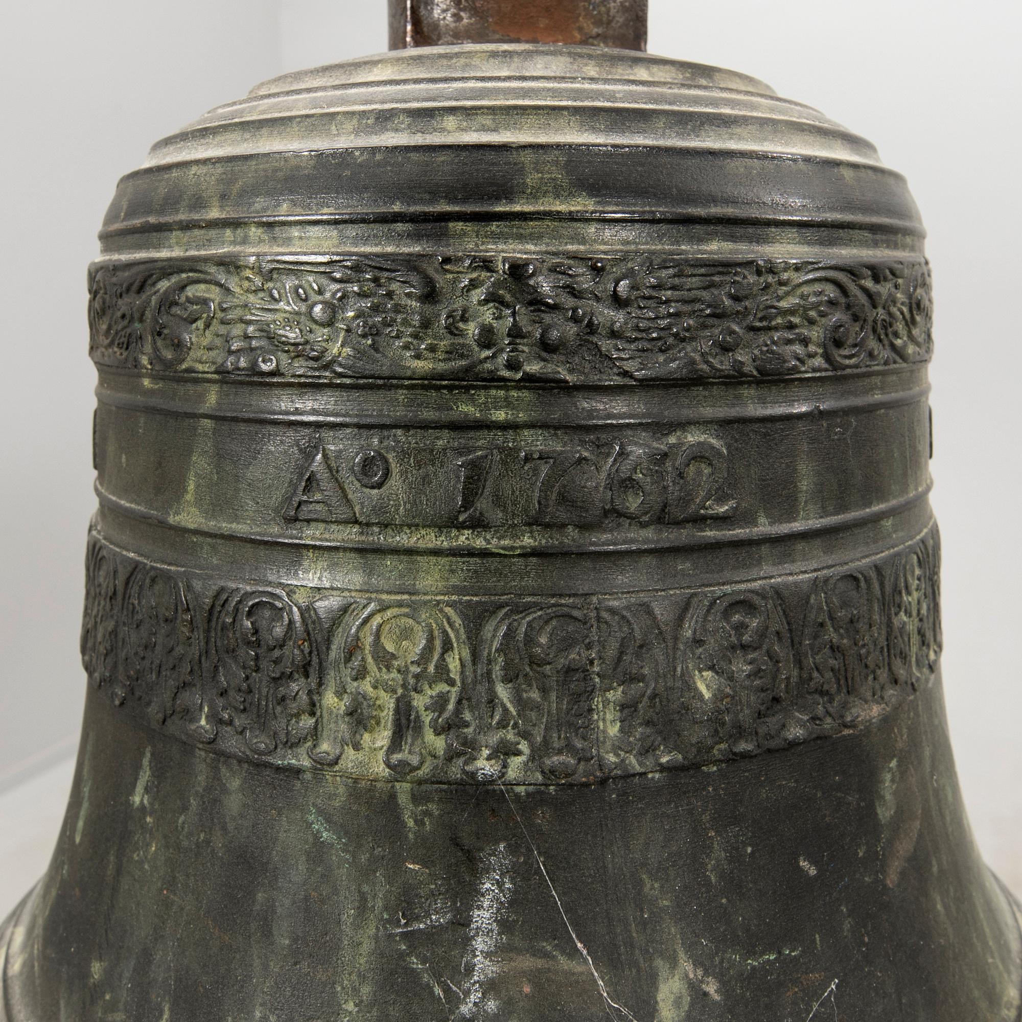 Ship's bell/Church bell 19th/20th century.