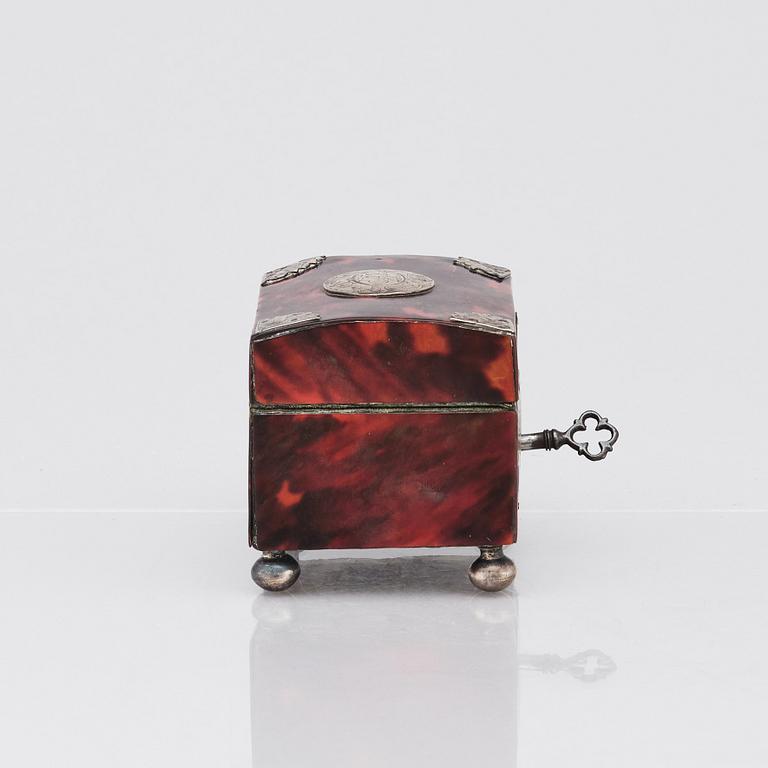 A Baroque tortoise-shell box, first part of the 18th century.