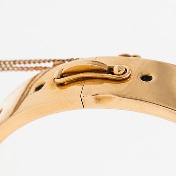 Kirsti Ilvessalo, An 18K gold and enamel bracelet. Westerback/Kalevala Koru, Helsinki 1959.
