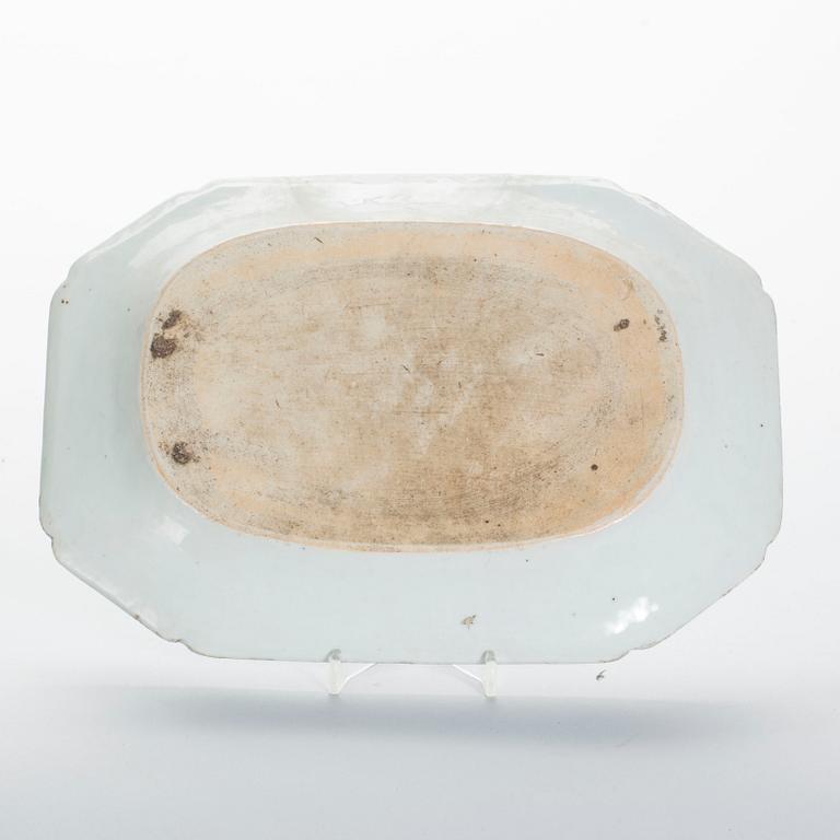 STEKFAT, porslin, Kina Qianlong(1736-1795).
