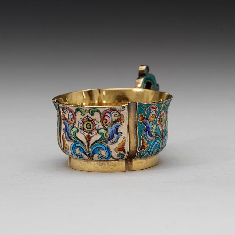 A Russian early 20th century silver-gilt and enamel charka, marks av Fedor Rückert, Moskva 1899-1908.