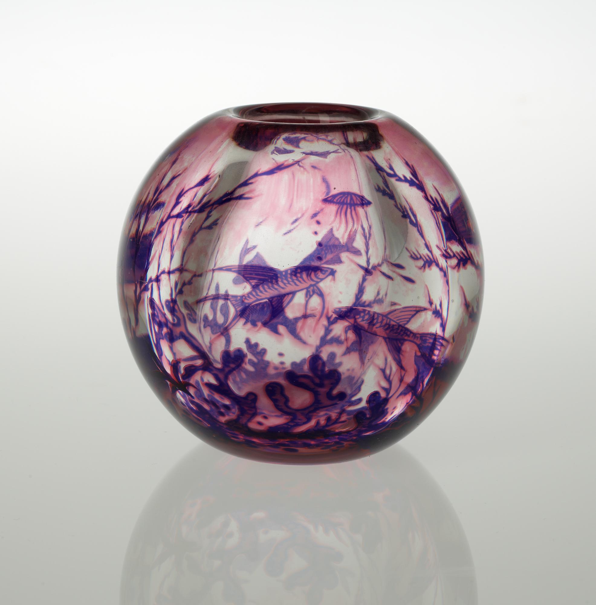An Edward Hald 'fish graal' glass vase, Orrefors 1942.