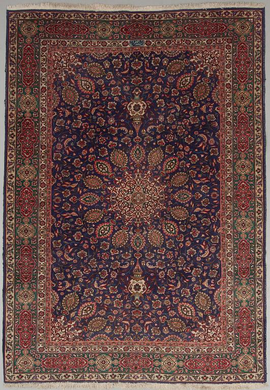MATTA, old, Täbris, signerad, ca 291 x 204 cm.