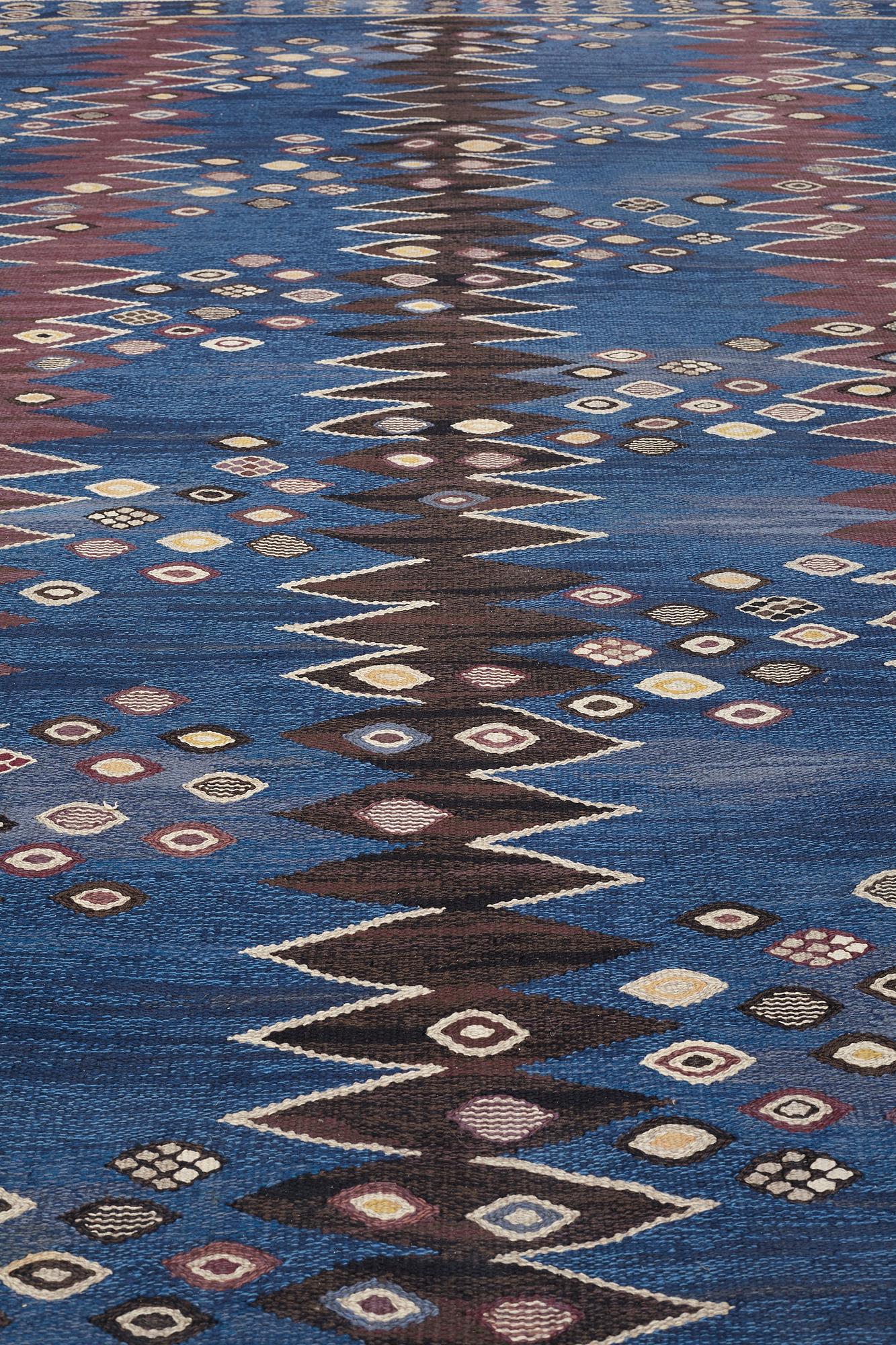 Barbro Nilsson, MATTA, "Snäckorna" gobelängteknik, ca 346 x 247,5 cm, signerad AB MMF BN.