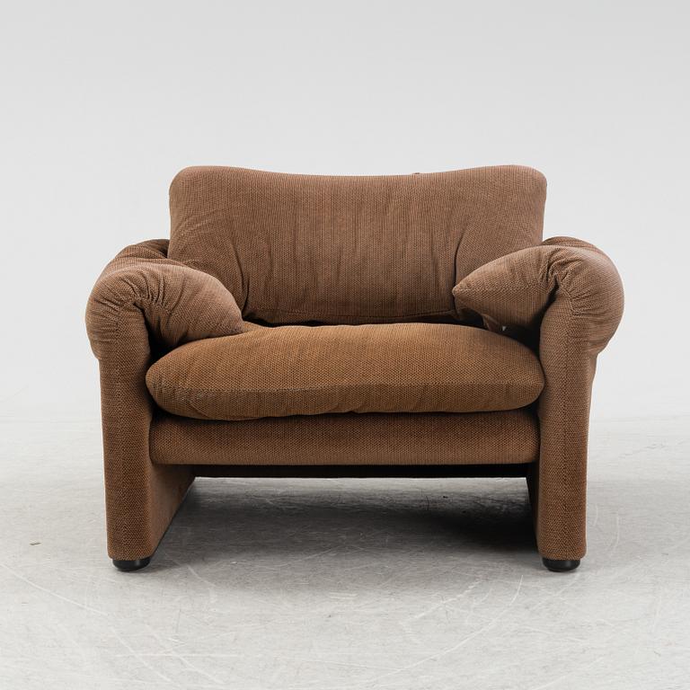 Vico Magistretti, a 'Maralunga' lounge chair from Cassina, Italy, late 20th Century.