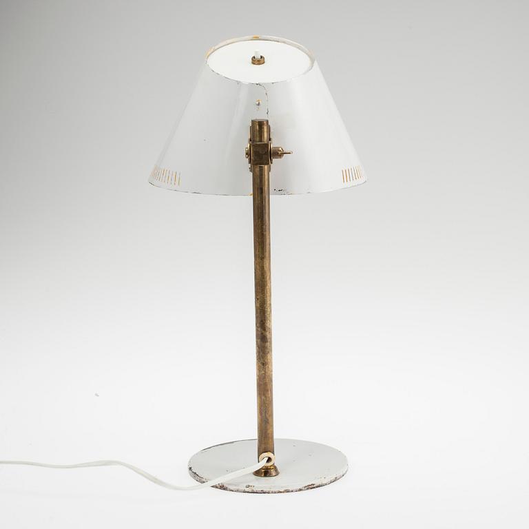 BORDSLAMPA, modell 9227, Paavo Tynell, stämplad Taito / Idman.