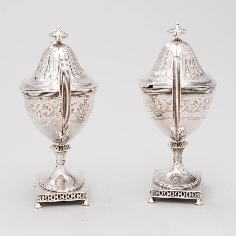 A PAIR OF SWEDISH SUGARBOWLS, gustavian, Olof Hellbom, Stockholm 1799.