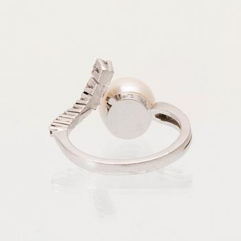 Semicolon ring shop white gold