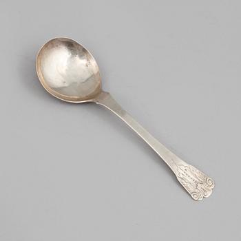 SKED, silver, möjligen Anders Bengtsson Starin (1694-1715 Stockholm), vikt 34 gram.