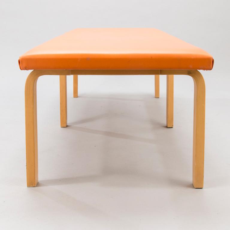 ALVAR AALTO, BÄNK/SOFFA, modell 168. Artek 1960/70-tal.