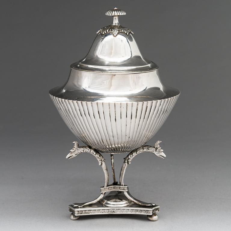 A footed Empire style sugar bowl, maker's mark of Johan Zettersten, Lovisa Finland 1826.