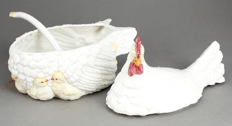 ÄGGHÖNA med SLEV samt KYCKLINGAR, 10 delar, flintgods, 1900-tal.