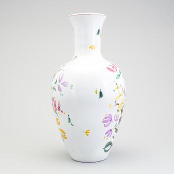 STIG LINDBERG, a faience vase, Gustavsberg 1940s.