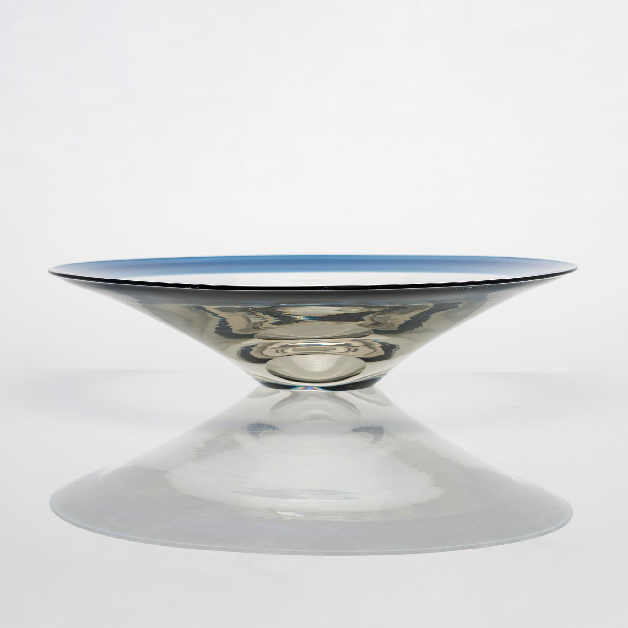 Timo Sarpaneva, a bowl signed Timo Sarpaneva iittala -60.
