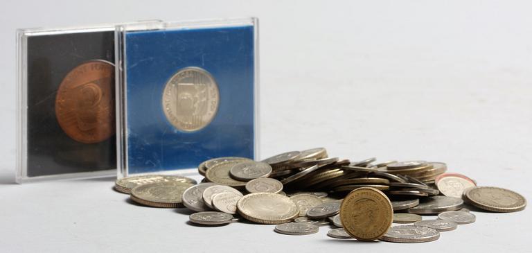 MYNTSAMLING, ca 50 mynt, silver, nickel, koppar. 1940-tal till 1990-tal.