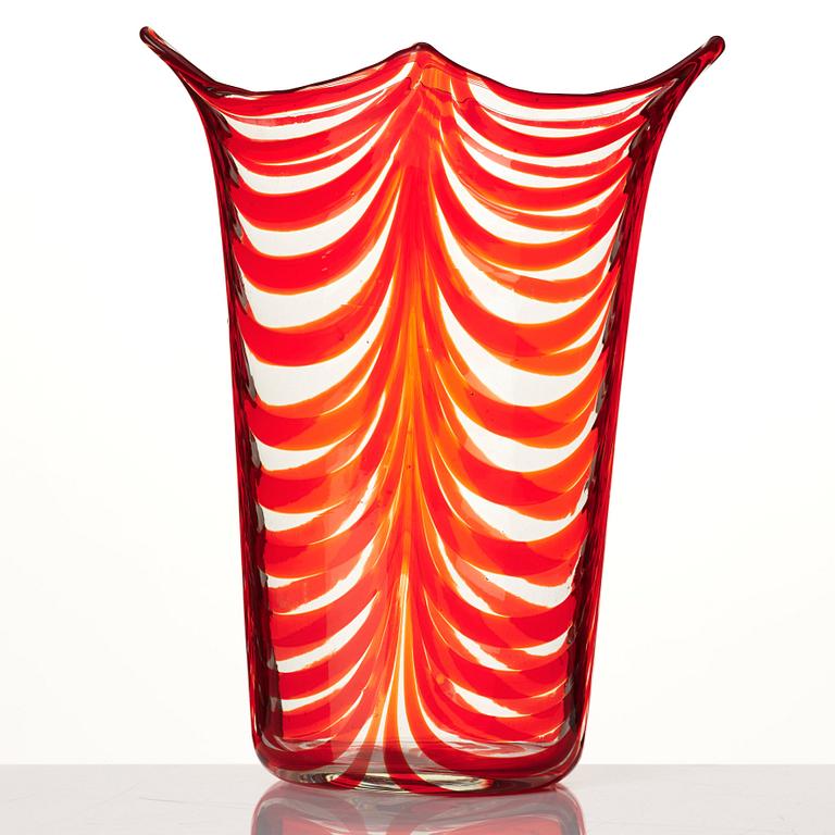 Tyra Lundgren, a 'Fenicio' model 3863 glass vase, Venini, Murano, Italy 1950s-60s.