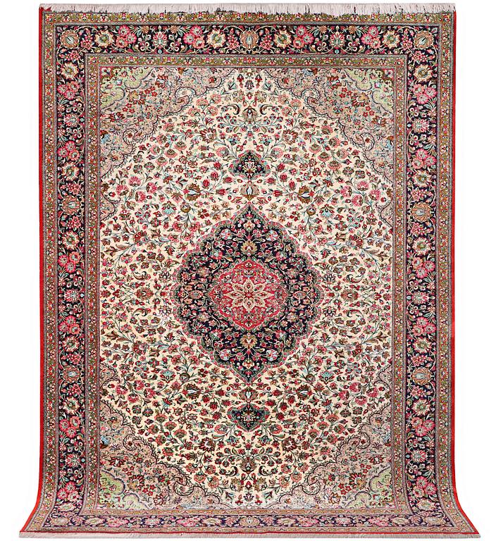 A silk Quum, c. 292 x 199 cm.