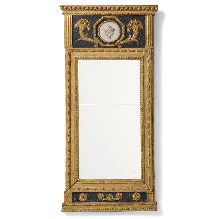 A late Gustavian giltwood mirror by E. Wahlberg (master in Stockholm ca 1760-1811).