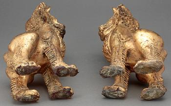 TEMPELHUNDAR, ett par, metall, sannolikt Thailand, 1900-tal.