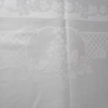 Dukar, 4 st., linnedamast, ca 220 x 181 cm vardera,  
Irland 1900-tal.