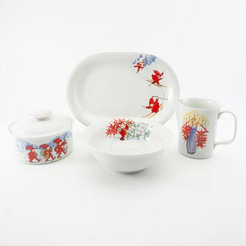 Aina Stenberg, service 27 pcs "Tomtejul", Rörstrand.