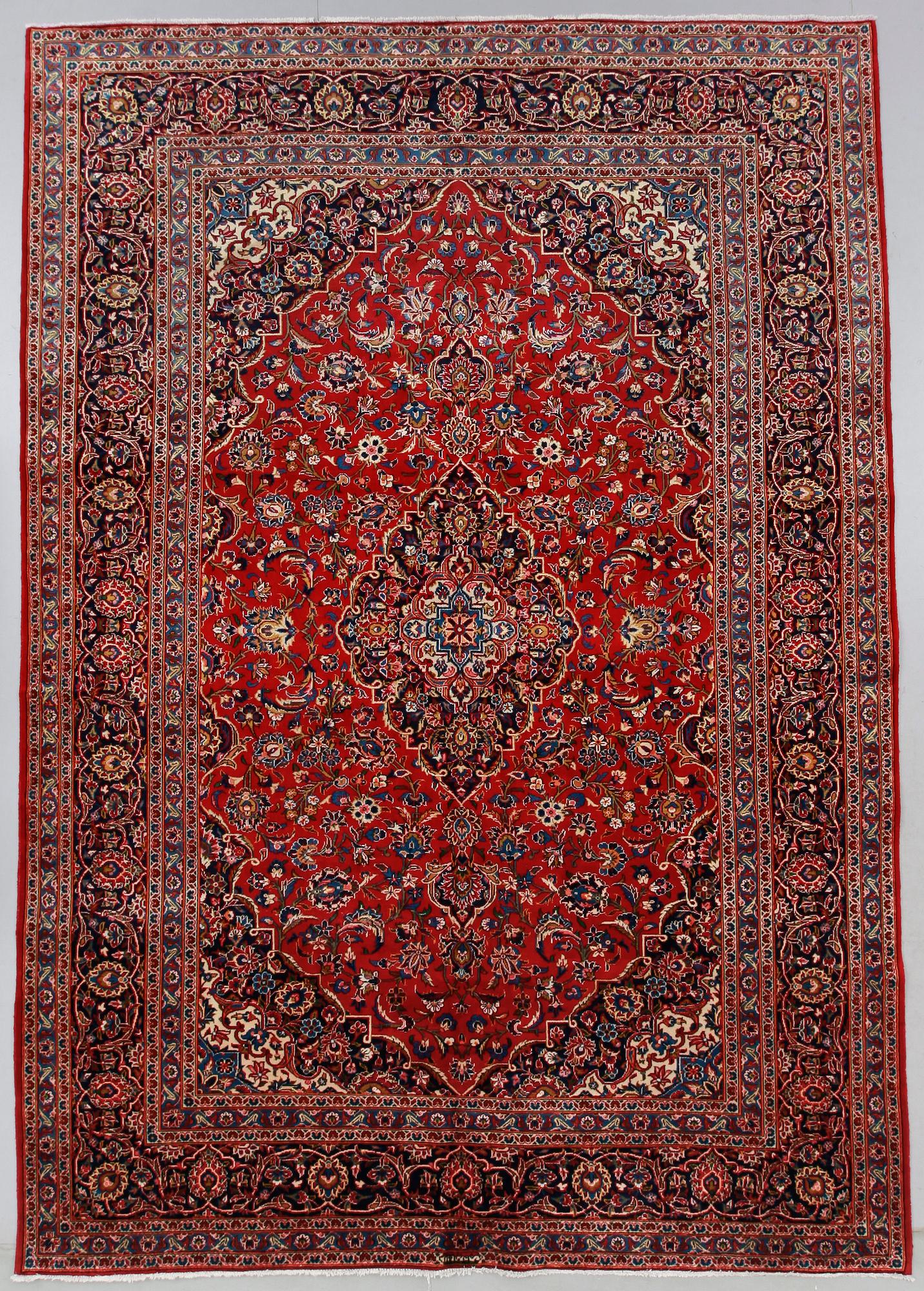 MATTA, Keshan, ca 365 x 250 cm.