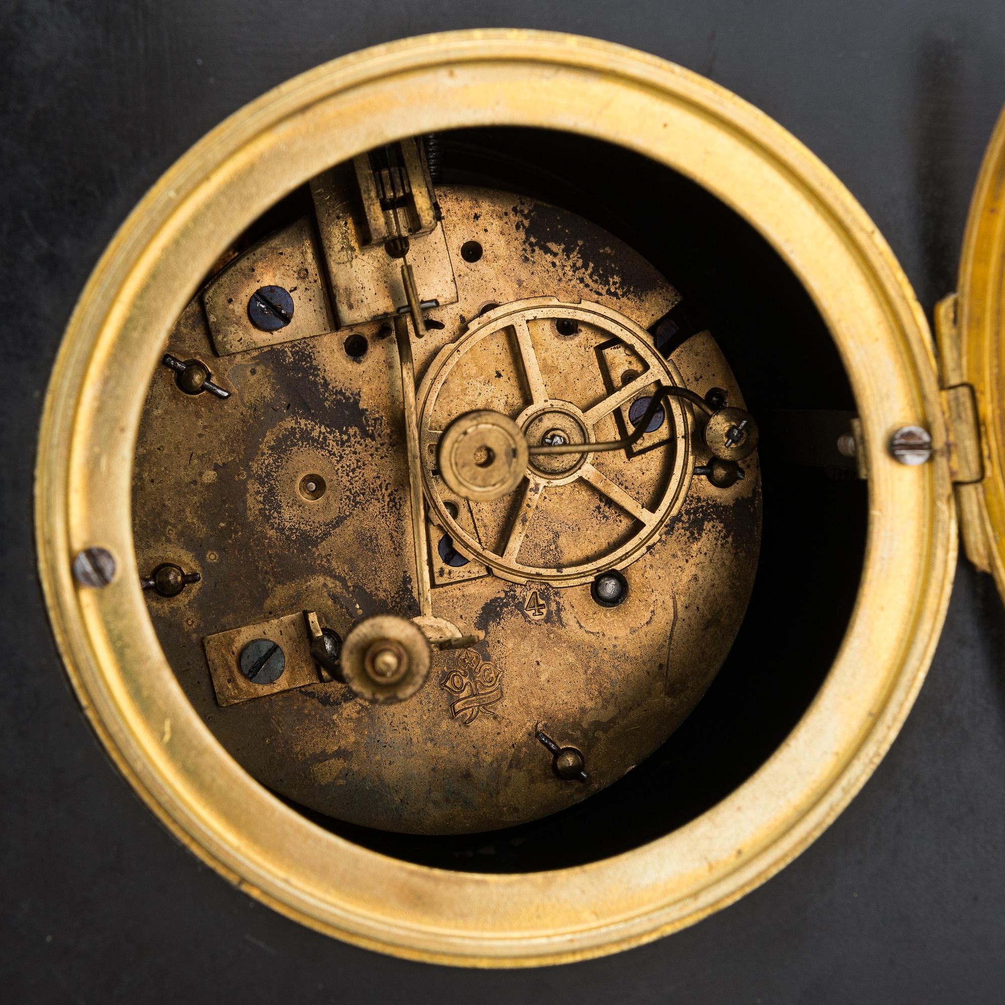 A table pendulum clock, second half of the 19th century.