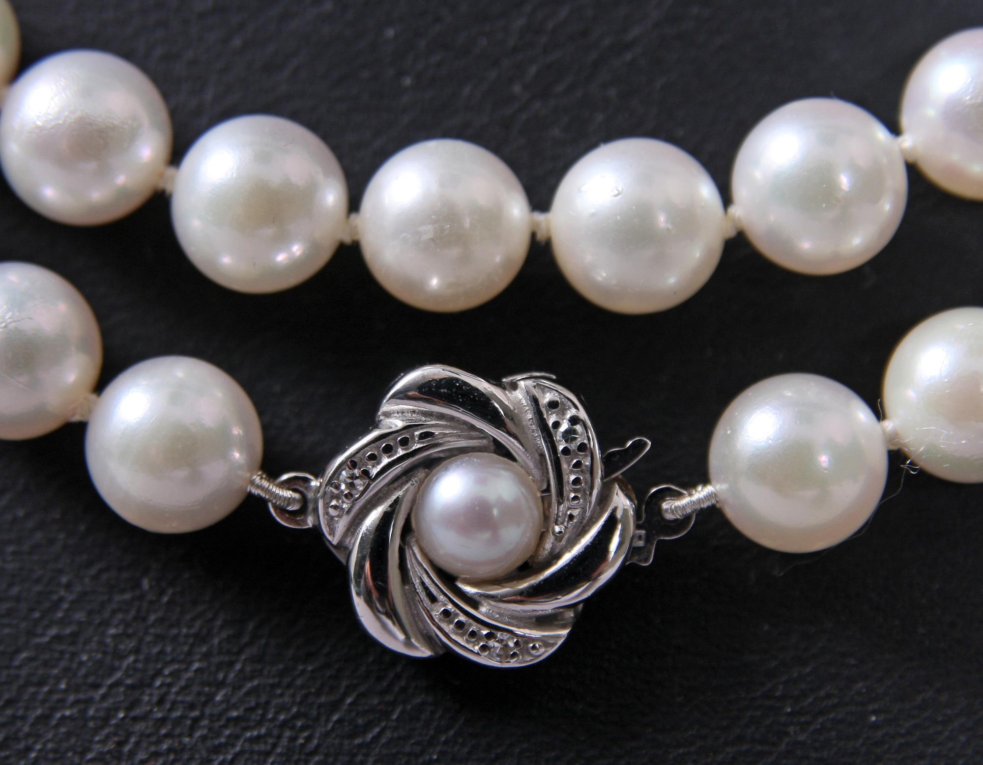 COLLIER, odlade pärlor.