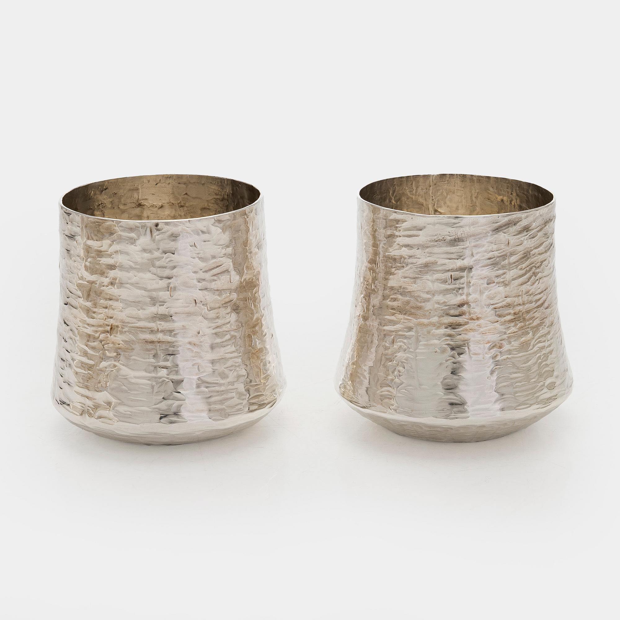 Tapio Wirkkala, A set of six sterling silver beakers, Kultakeskus, Hämeenlinna 1972-1974.