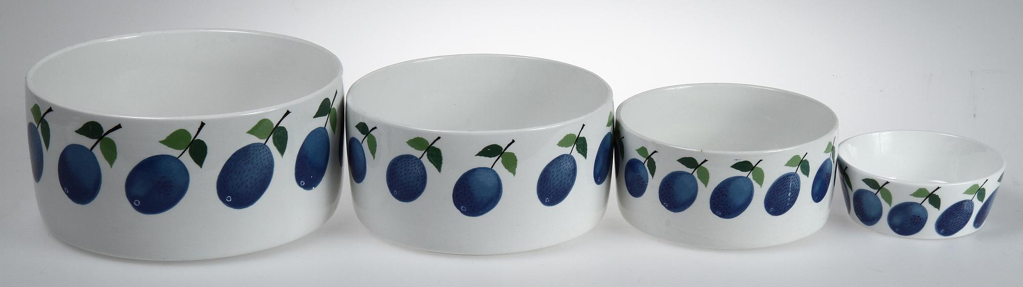 SERVISDELAR, 48 st, porslin, "Prunus" Stig Lindberg, Gustavsberg.