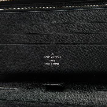 Louis Vuitton, A 'Zippy' Wallet.