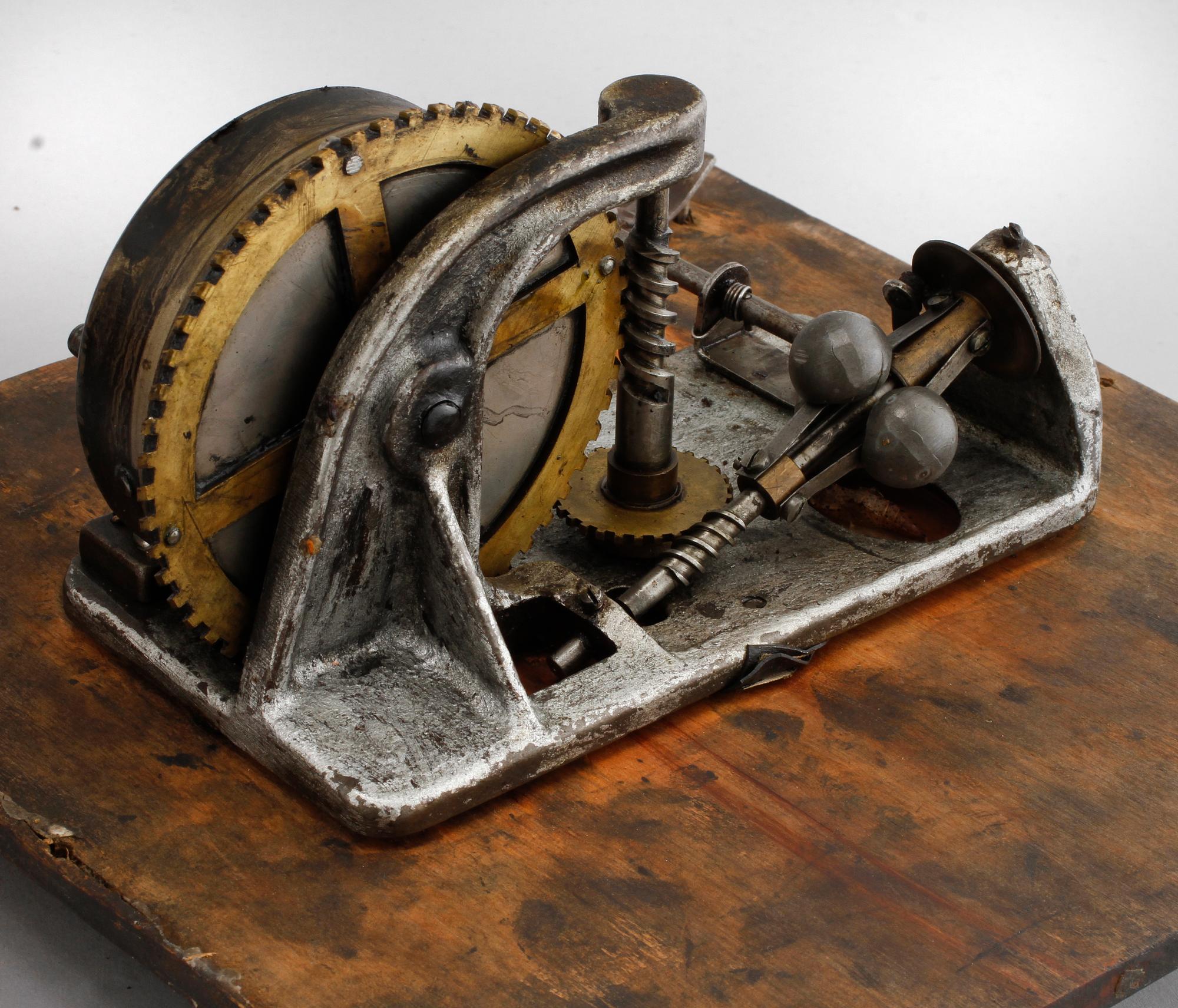 TRATTGRAMMOFON, sent 1800-tal.