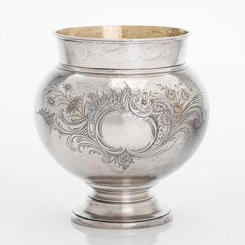 A Hlebnikov parcel-gilt silver vase, Imperial Warrant mark, Moscow 1880s.