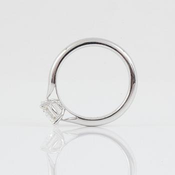 RING signerad Cartier, med briljantslipad diamant, 1.00 ct. Kvalitet ca F/VVS2.