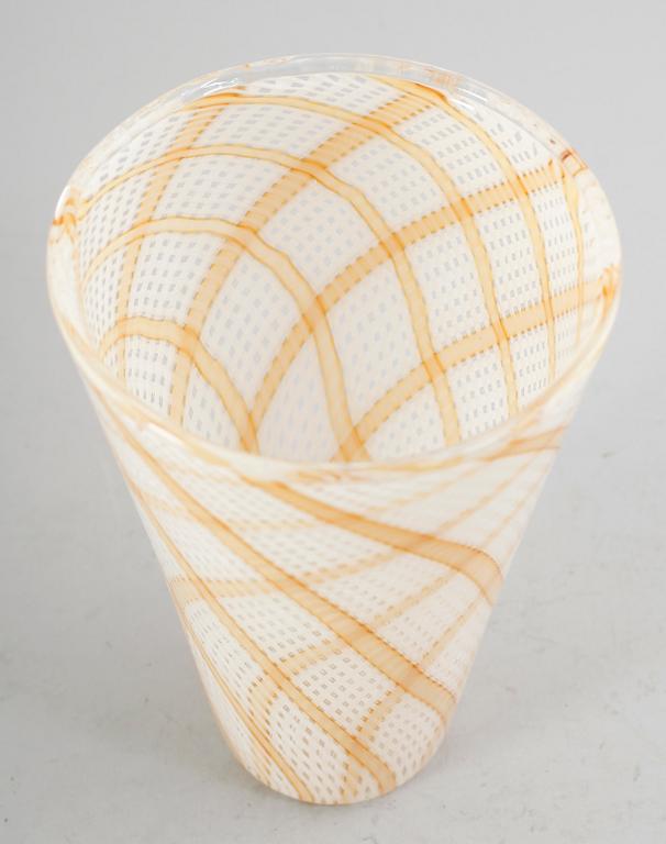 VAS, glas, möjligen Murano, 1900-tal.