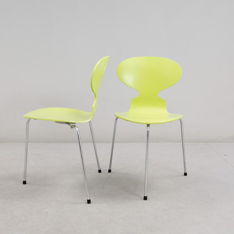 STOL, 3 st, "Myran", Arne Jacobsen för Fritz Hansen, daterade 1992.