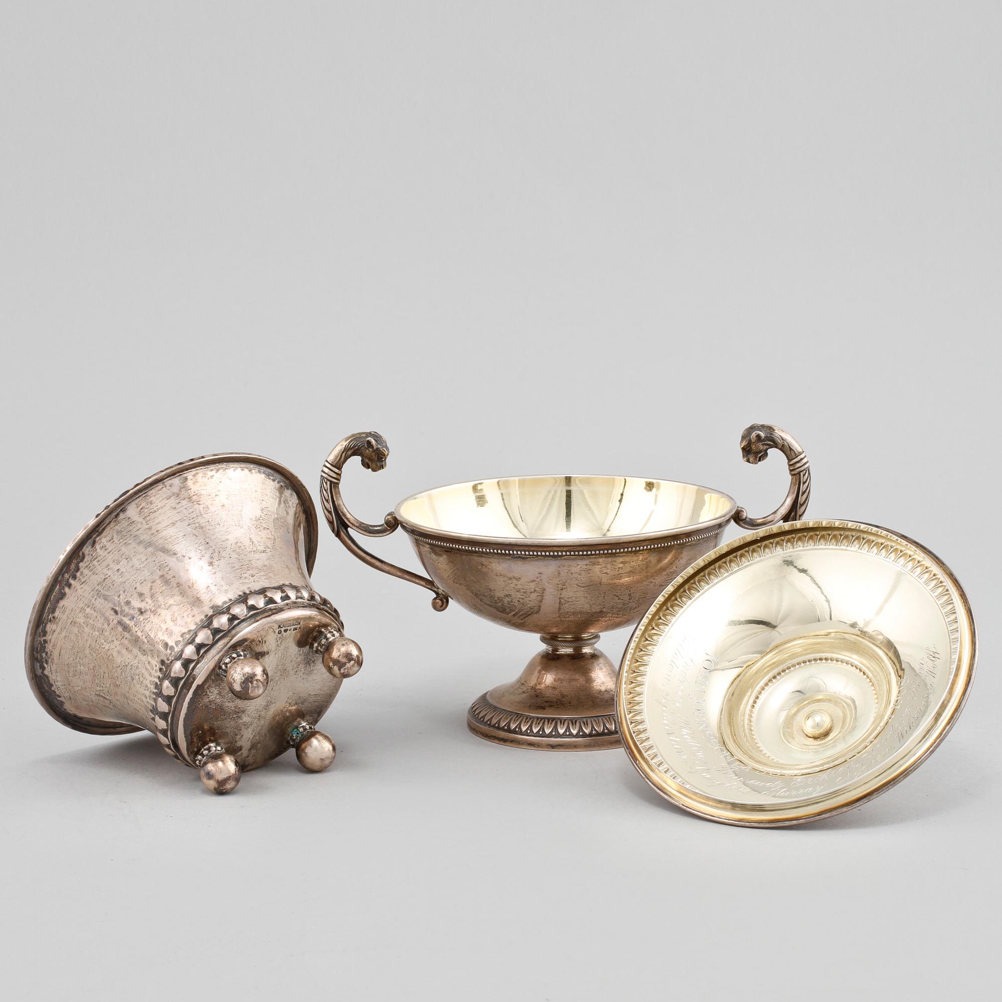 SOCKERSKÅL samt SKÅL, silver, Carl Gustaf Hallberg samt K. Andersson, Stockholm, 1900-talets första kvartal. Vikt 560 g.
