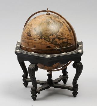 JORDGLOB, barockstil, 1900-tal.