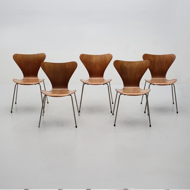 STOLAR, 5 st, "Sjuan" Arne Jacobsen, Fritz hansen, Danmark, 1900-talets andra hälft.