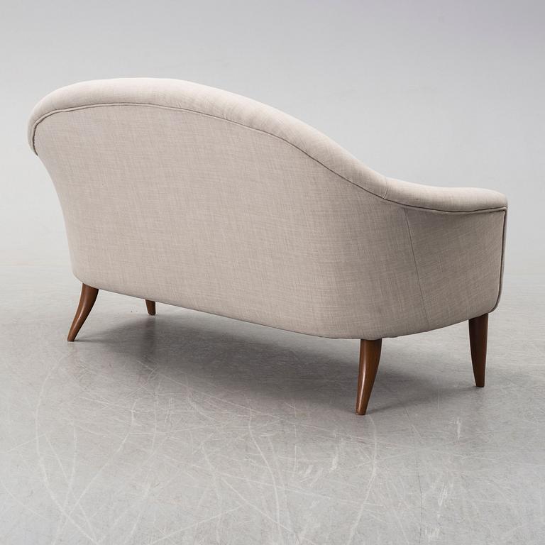 A 'Lilla Paradiset' sofa by Kerstin Hörlin-Holmquist, 1960's.